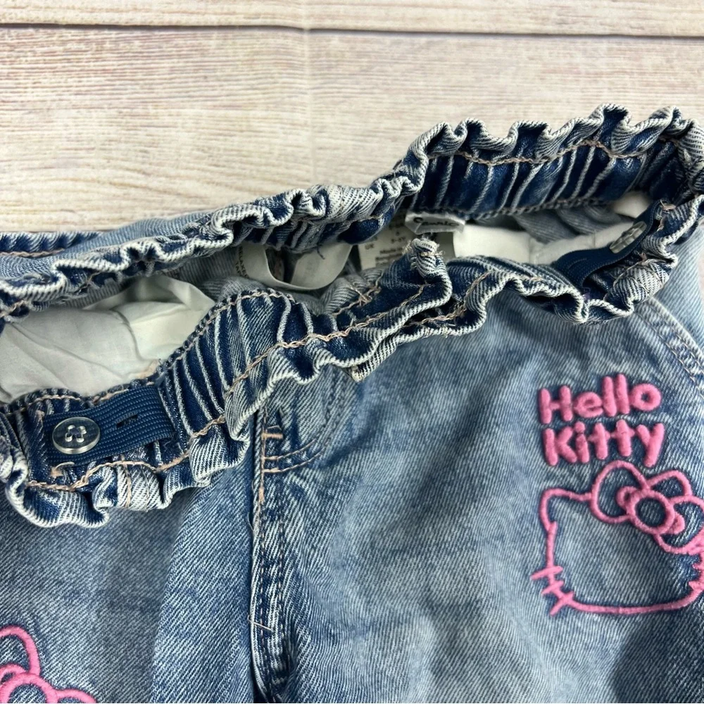H&M Girls Hello Kitty Relaxed Fit Paper Bag Jeans Embroidered Denim Size 6